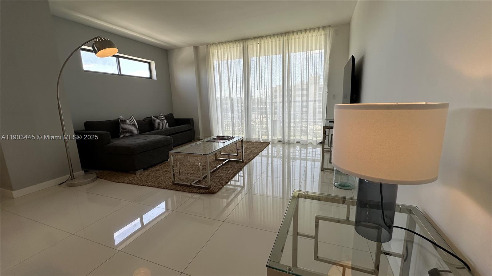 BAY BREEZE RESIDENCES CON - Residential