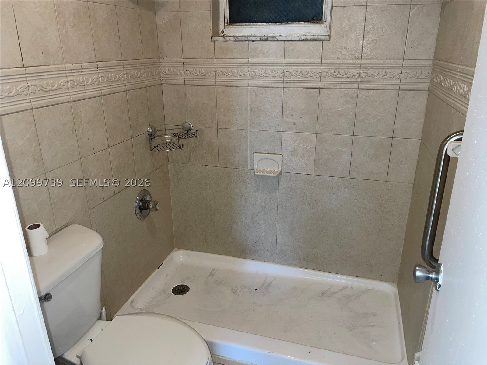 3181 SW 13th St 403