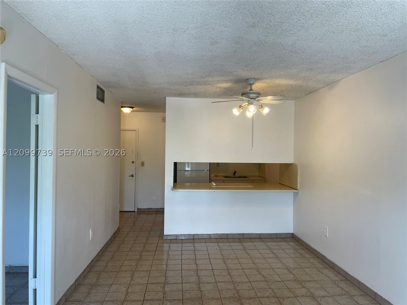 3181 SW 13th St 403