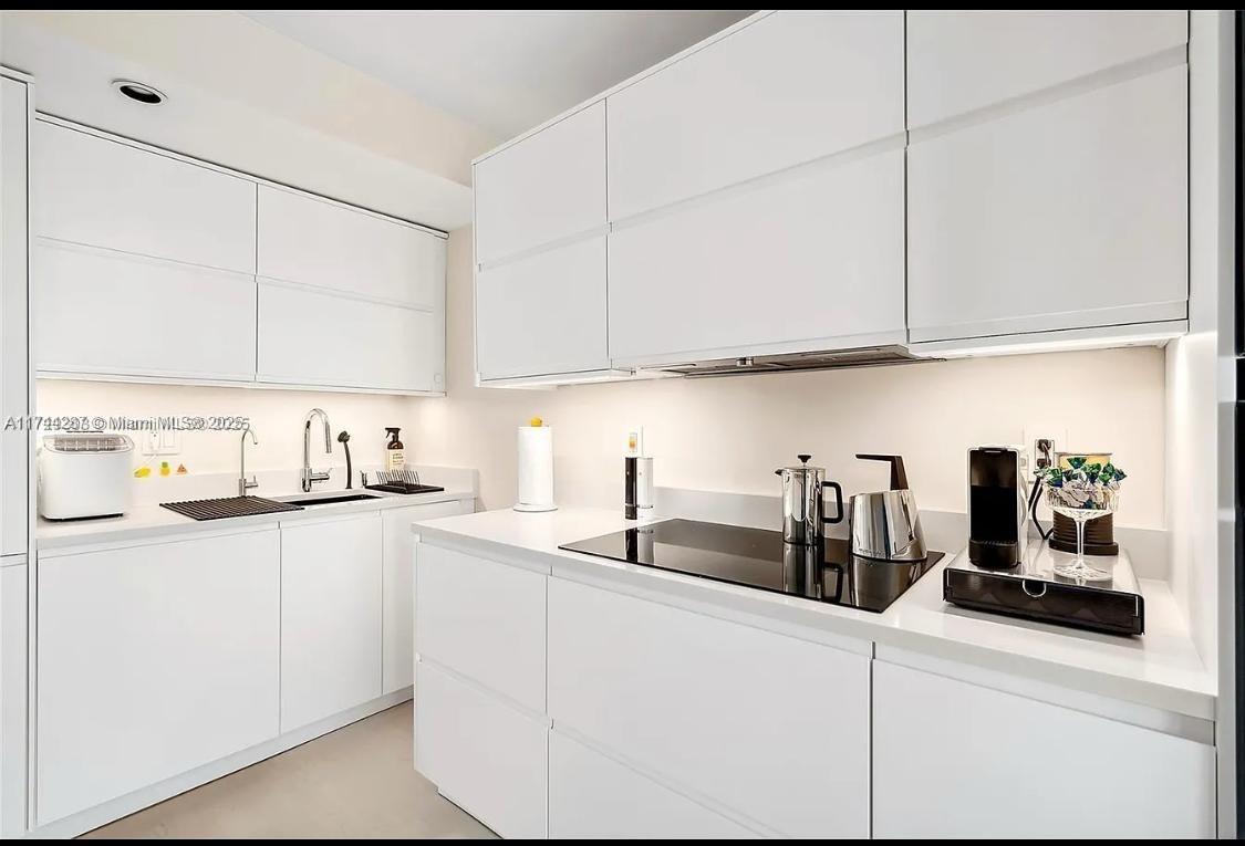 FAIRWAYS RIVIERA CONDO - Residential