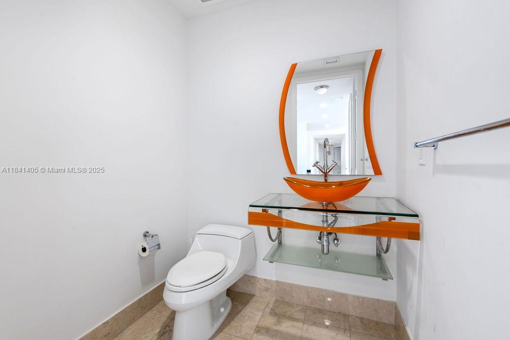 TRUMP PALACE CONDO - Residential