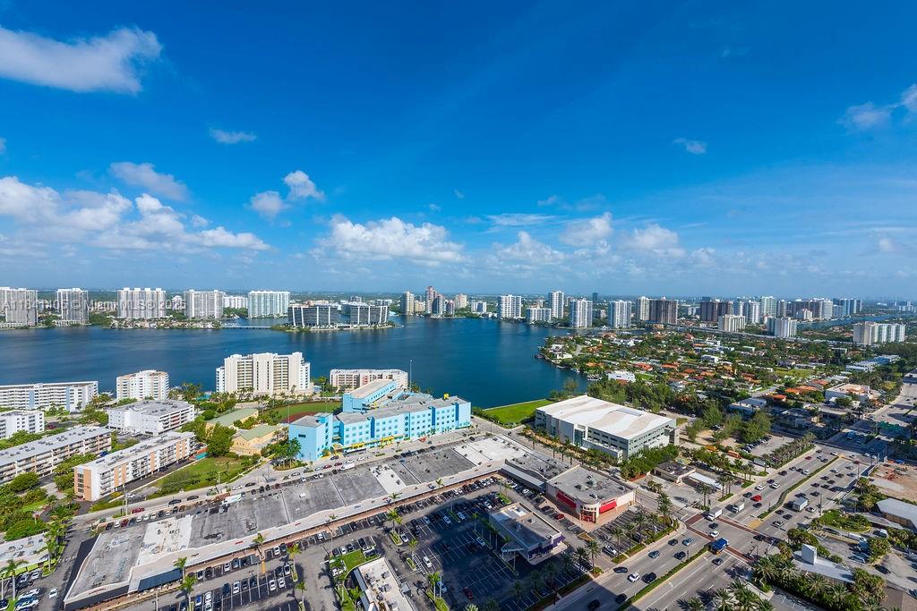 TRUMP PALACE CONDO - Residential