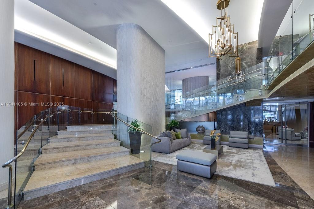 TRUMP PALACE CONDO - Residential