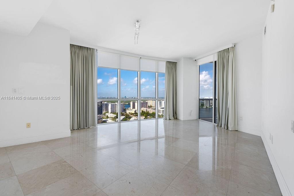 TRUMP PALACE CONDO - Residential