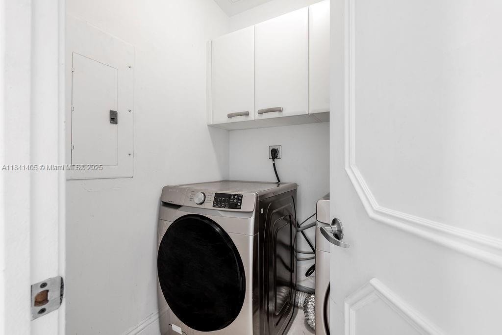 TRUMP PALACE CONDO - Residential