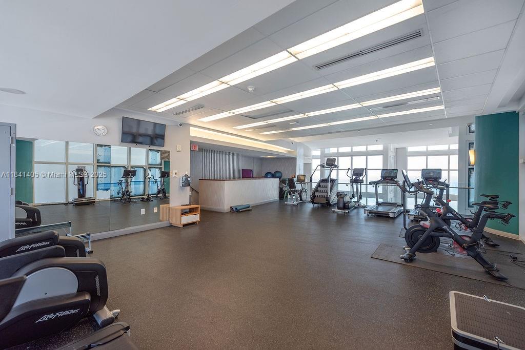 TRUMP PALACE CONDO - Residential