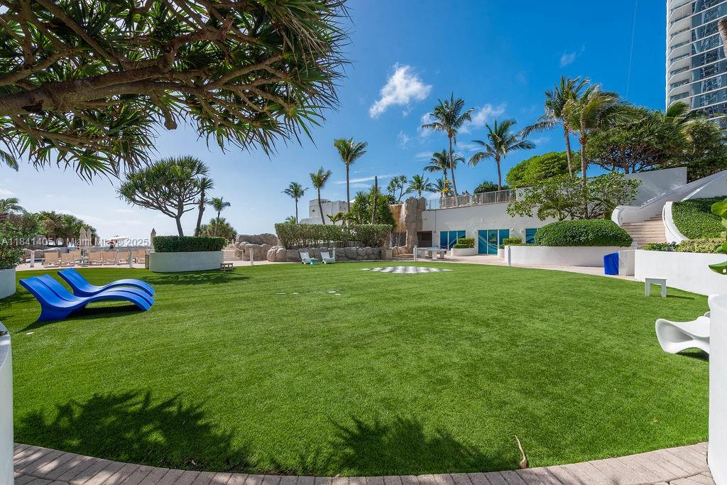 TRUMP PALACE CONDO - Residential