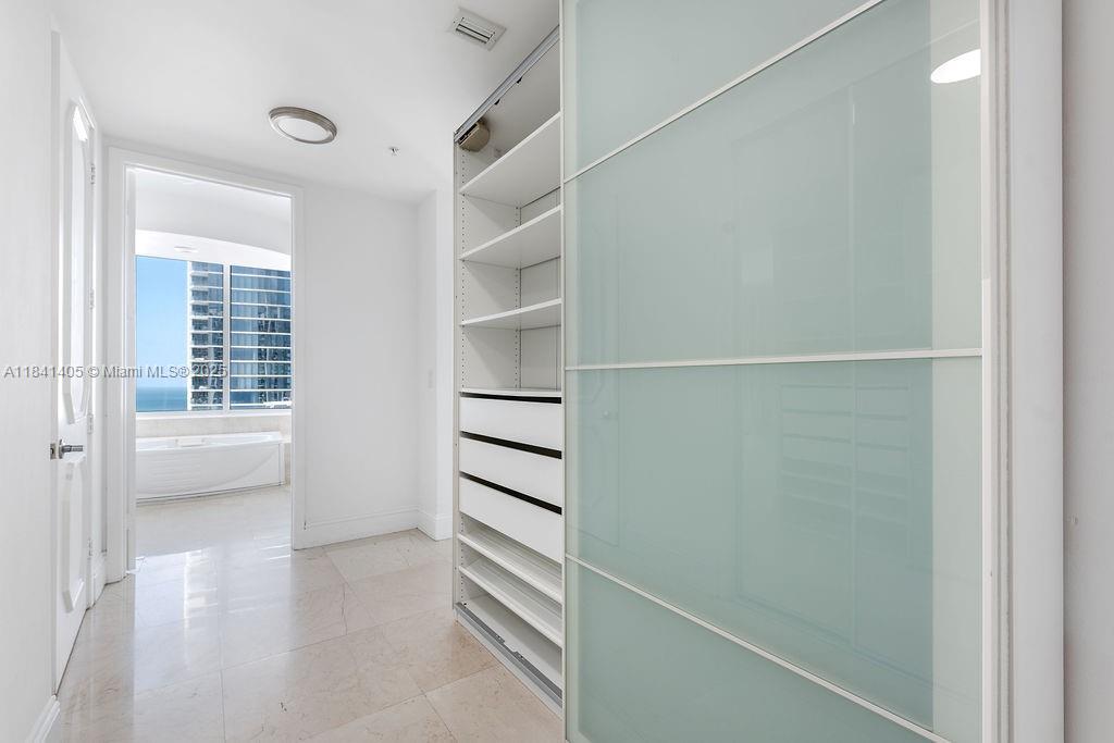 TRUMP PALACE CONDO - Residential