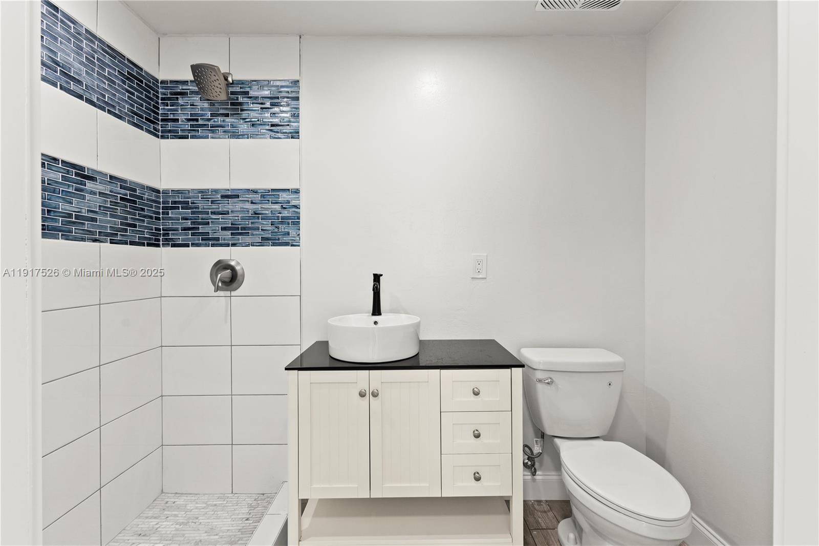 COLLEGE PARK - Residential