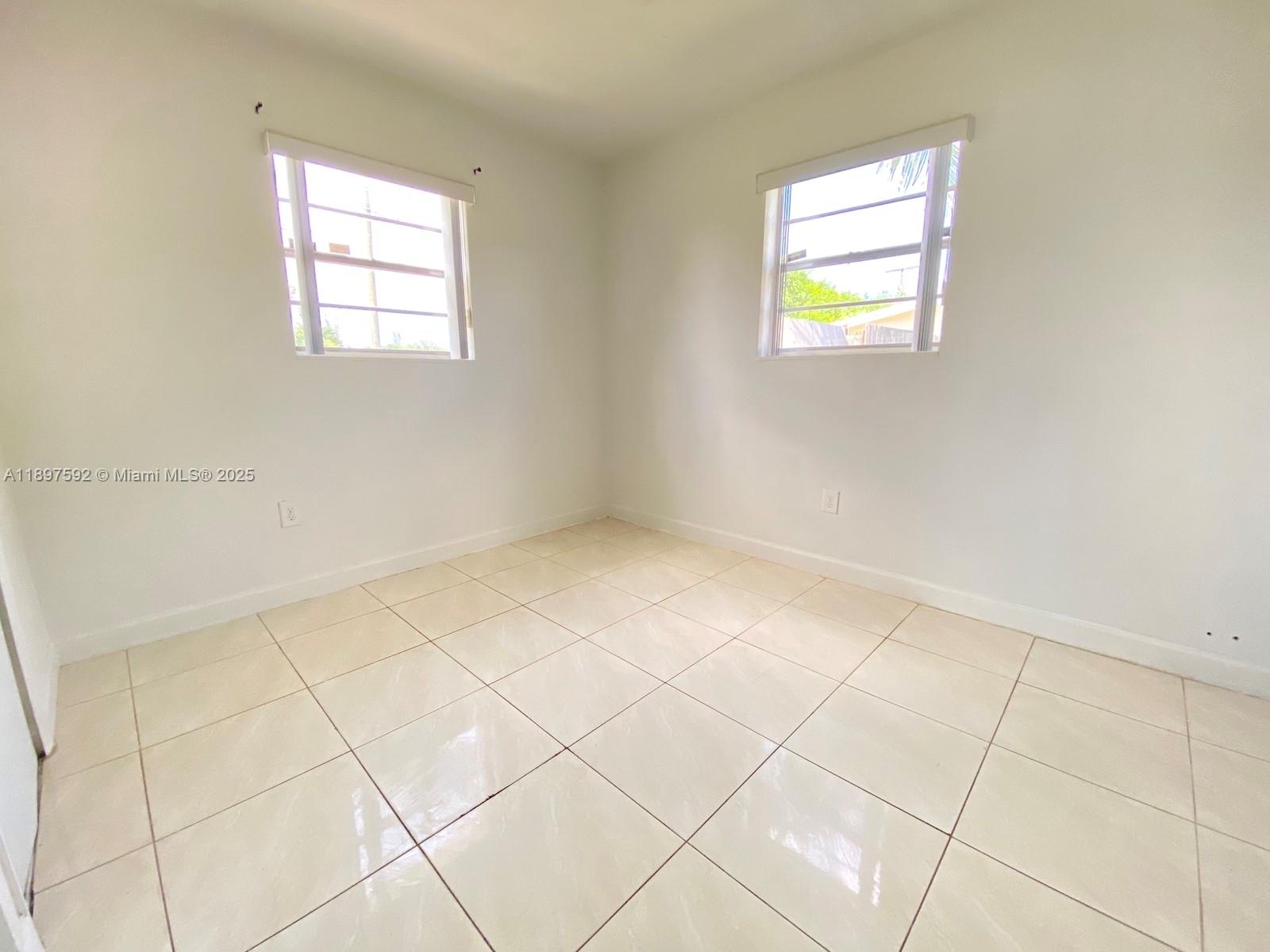 IVES ESTATES SEC 5 - Residential