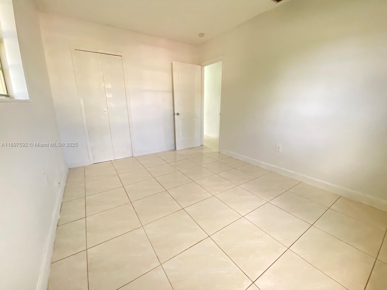 IVES ESTATES SEC 5 - Residential