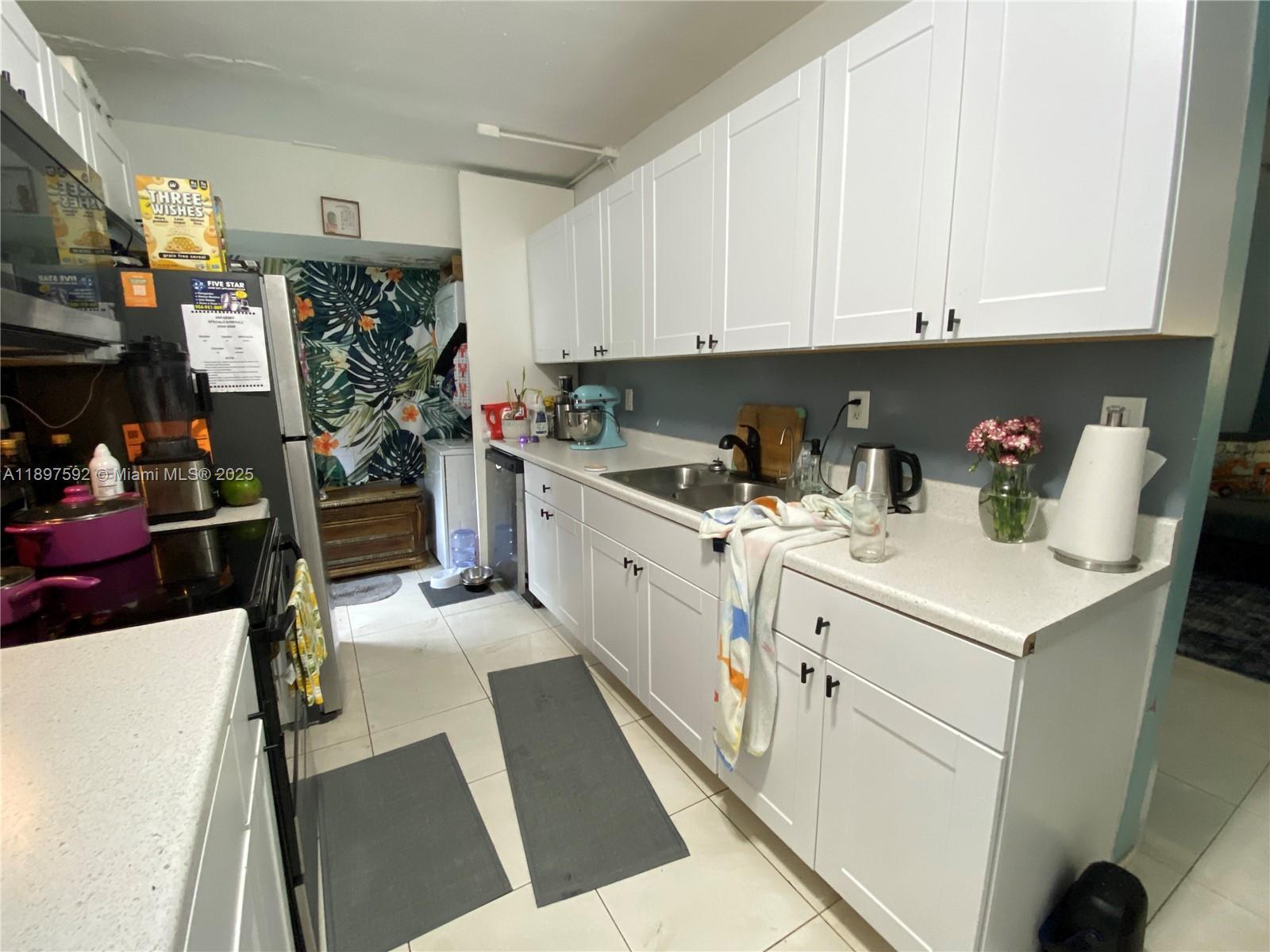 IVES ESTATES SEC 5 - Residential