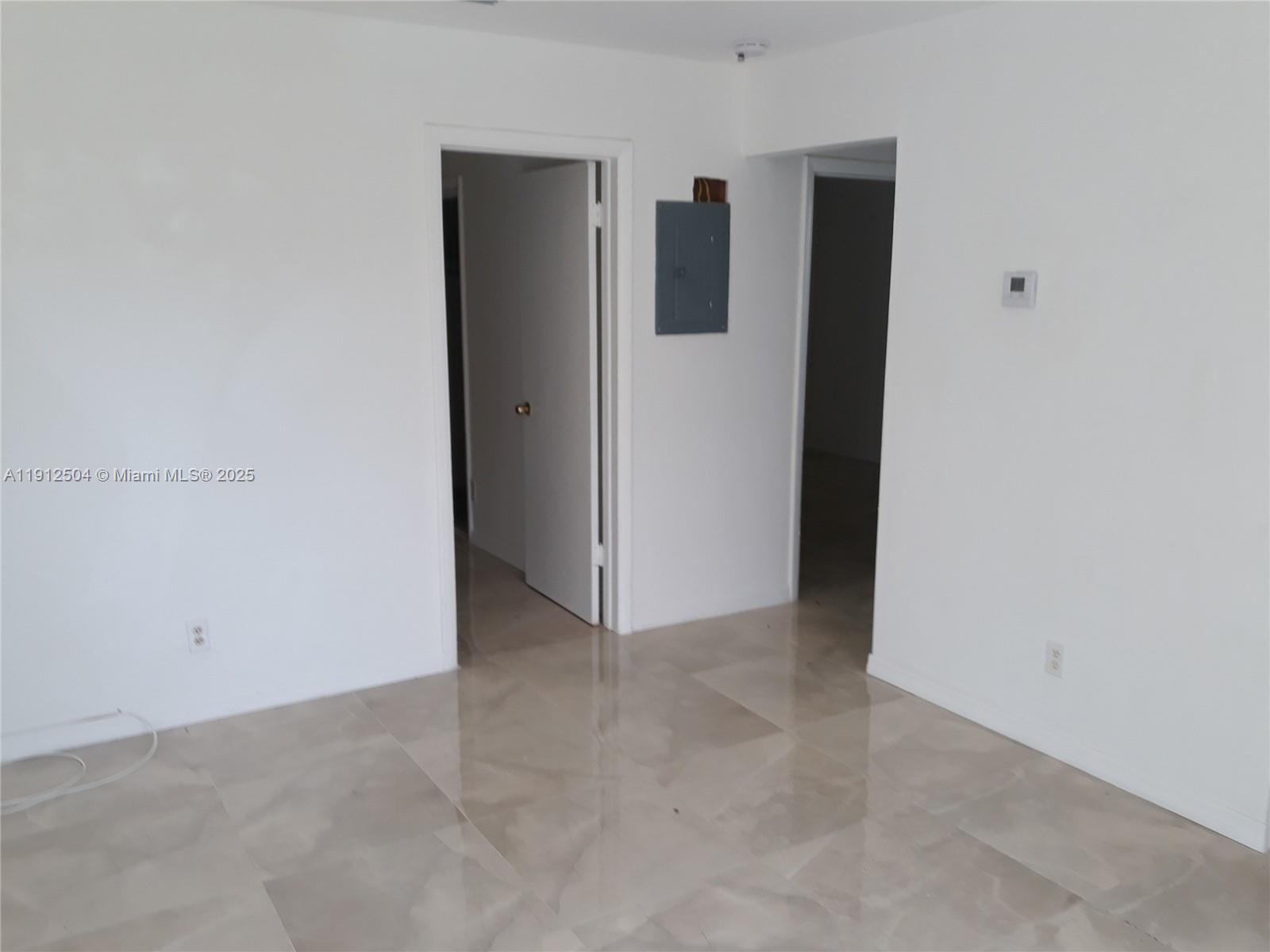 CARVER HEIGHTS SECOND ADD - Residential Lease