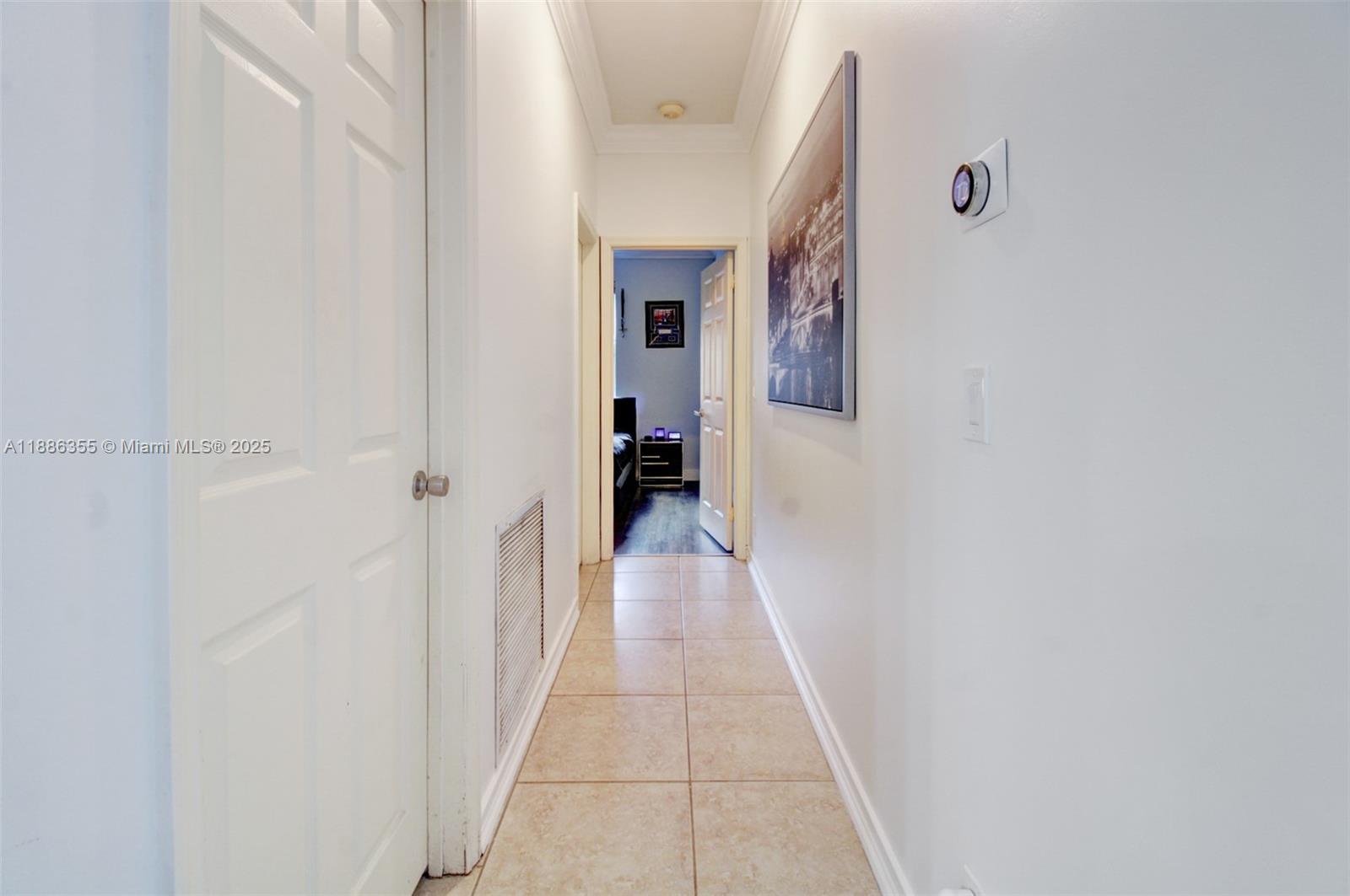 ESTATES OF STIRLING LAKE - Residential Lease