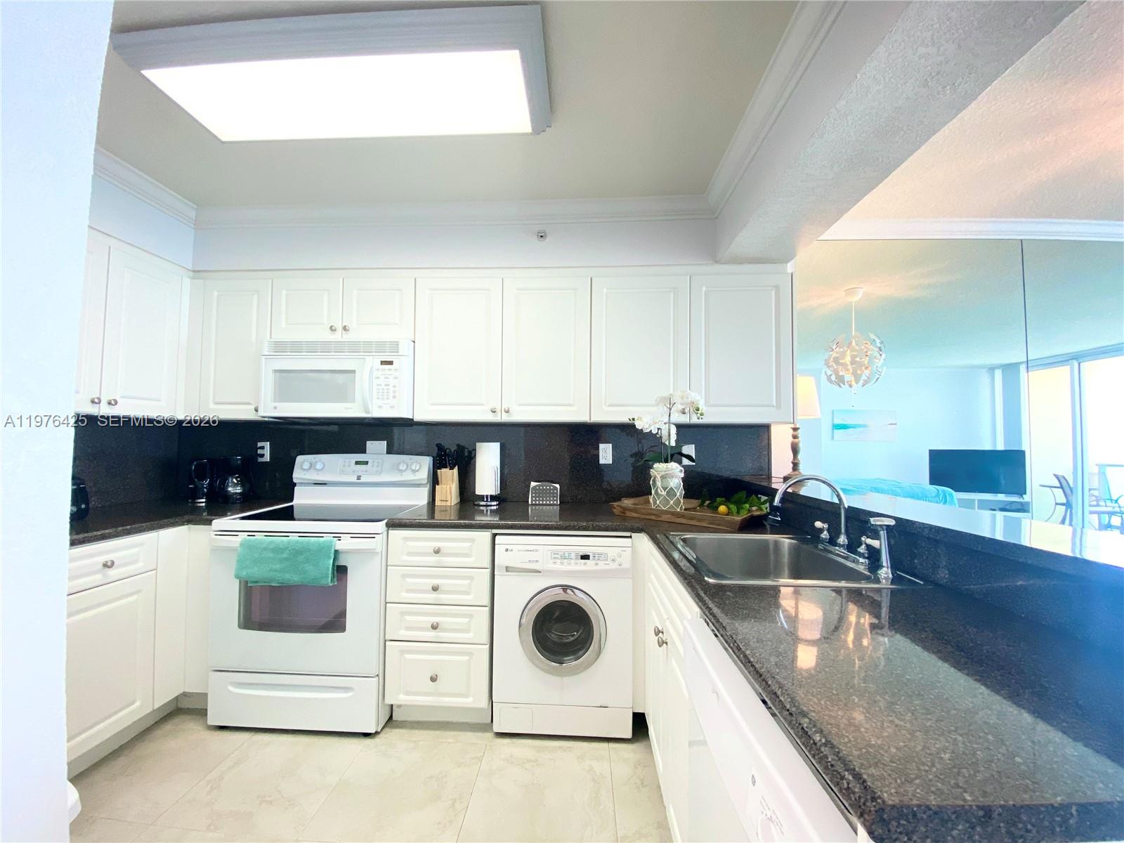 WAVE CONDO - Residential Lease