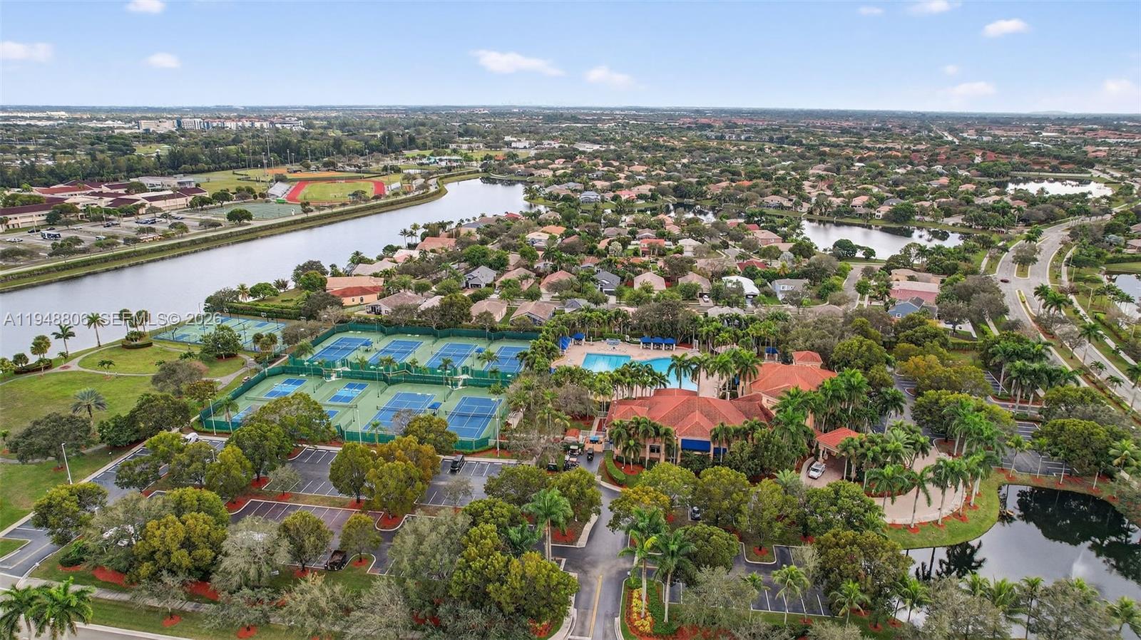 PEMBROKE FALLS - PHASE 1 - Residential