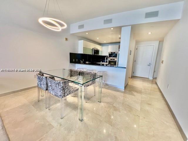 17121 Collins Ave 1003