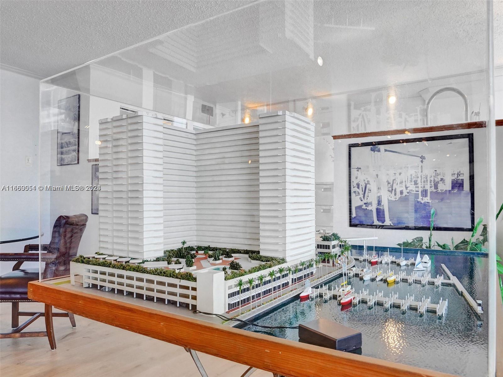 THE GRANDVIEW PALACE COND - Residential