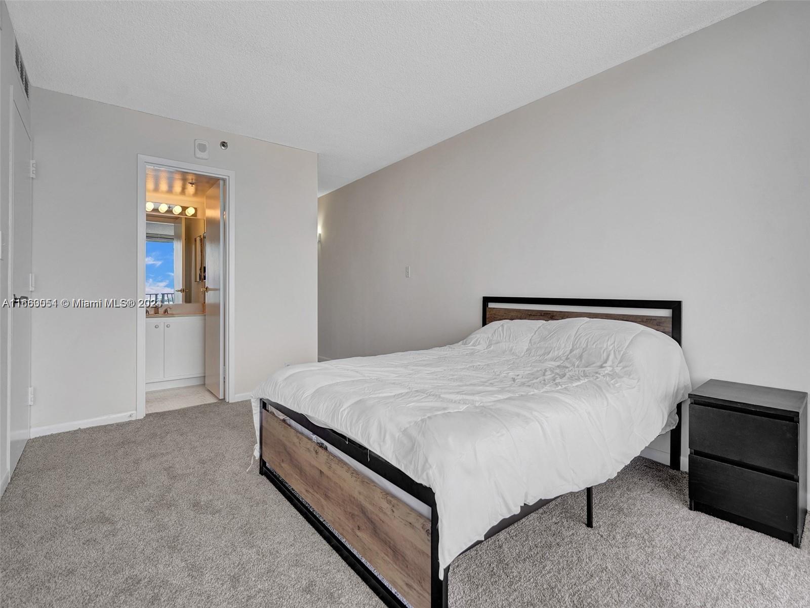 THE GRANDVIEW PALACE COND - Residential