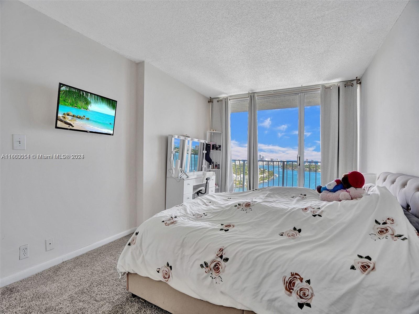 THE GRANDVIEW PALACE COND - Residential