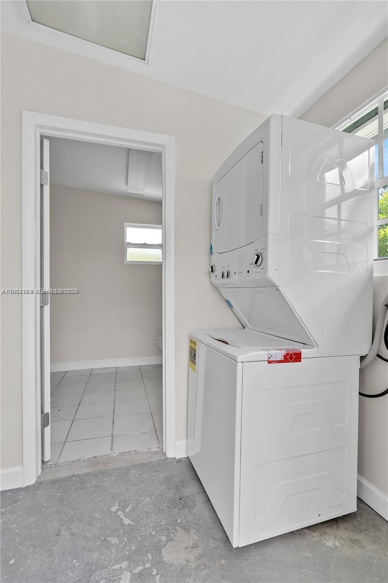 CORAL WAY PARK SEC B - Residential