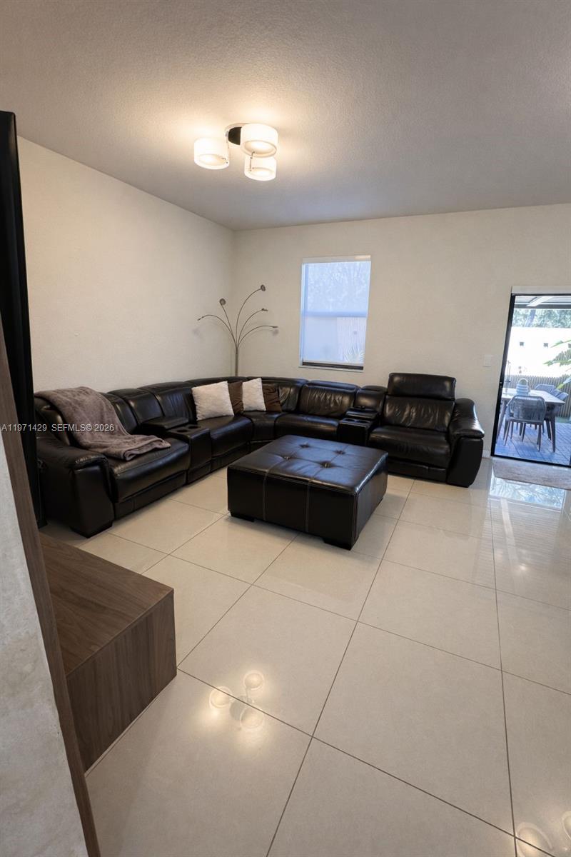 GRAND BAY NORTH - Residential