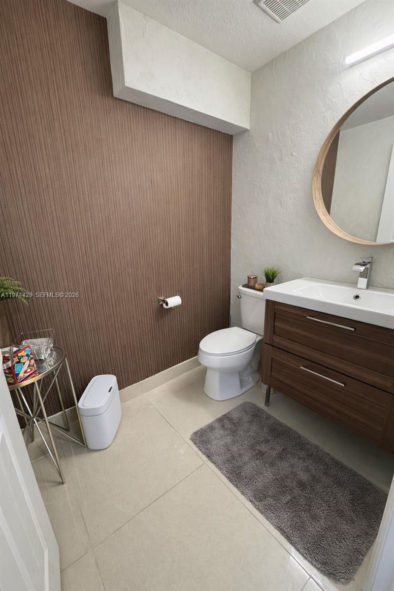 GRAND BAY NORTH - Residential