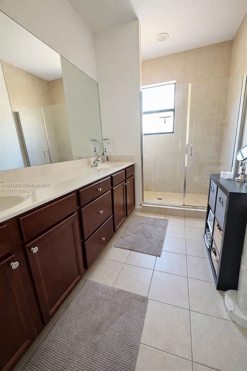 GRAND BAY NORTH - Residential