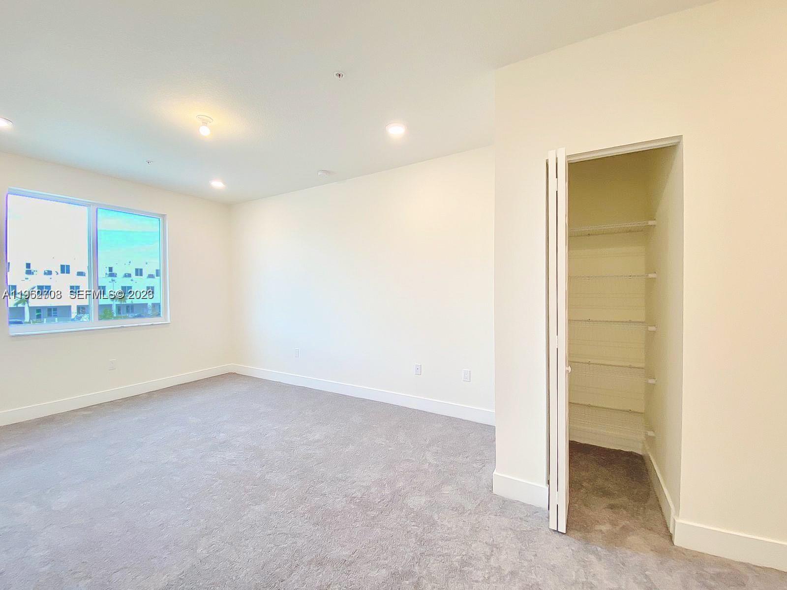 LANDMARK AT DORAL CONDO N - Residential