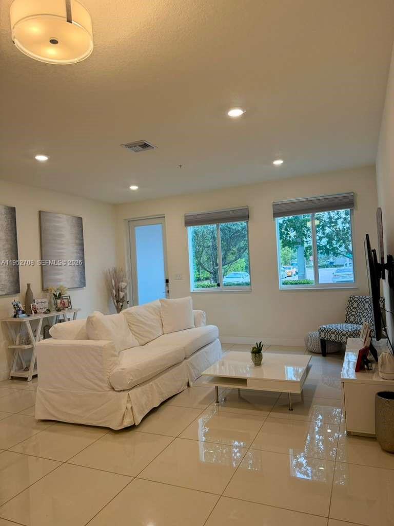 LANDMARK AT DORAL CONDO N - Residential