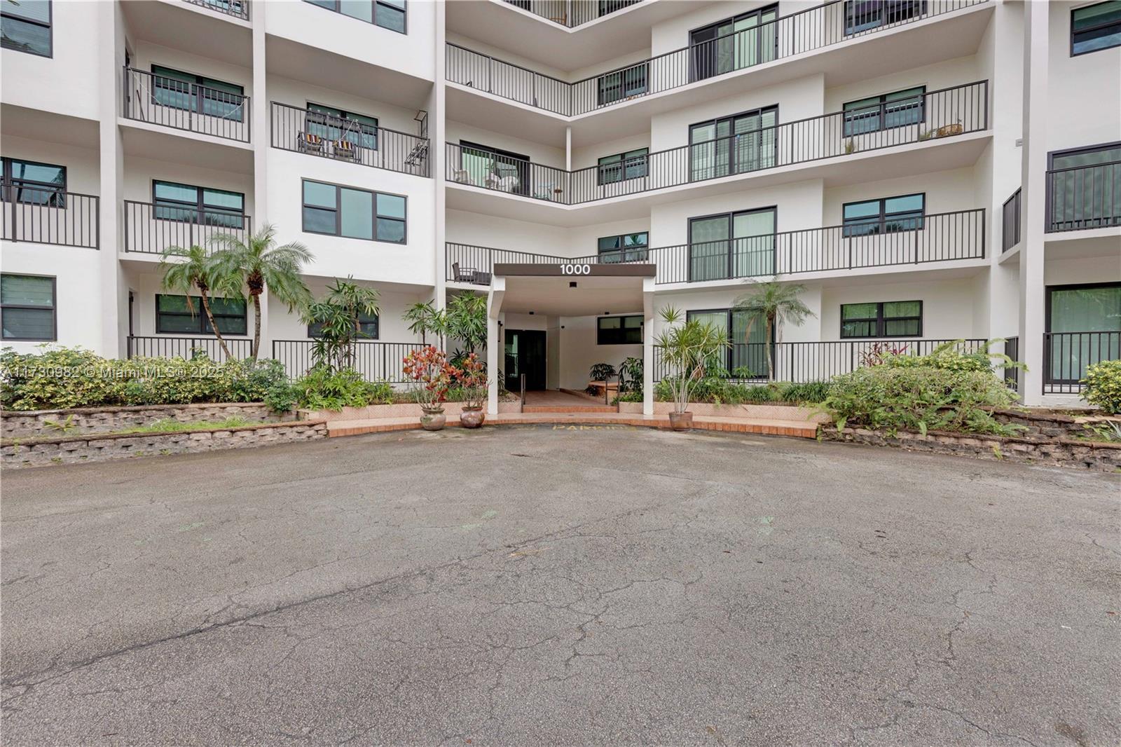 1000 River Reach Dr 119