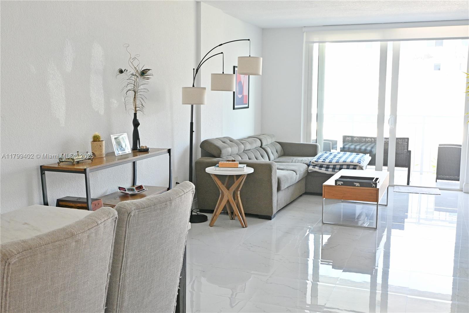 947 Lenox Ave 504, Miami Beach, Miami-Dade County, Florida - 1 Bedrooms  
1 Bathrooms - 