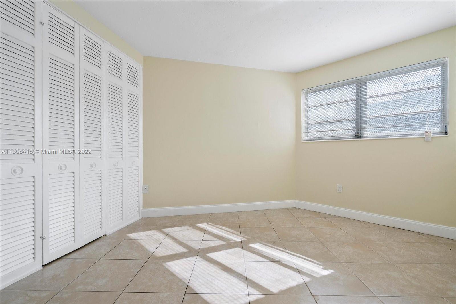 SKY LAKE GARDENS NO 2 CON - Residential Lease