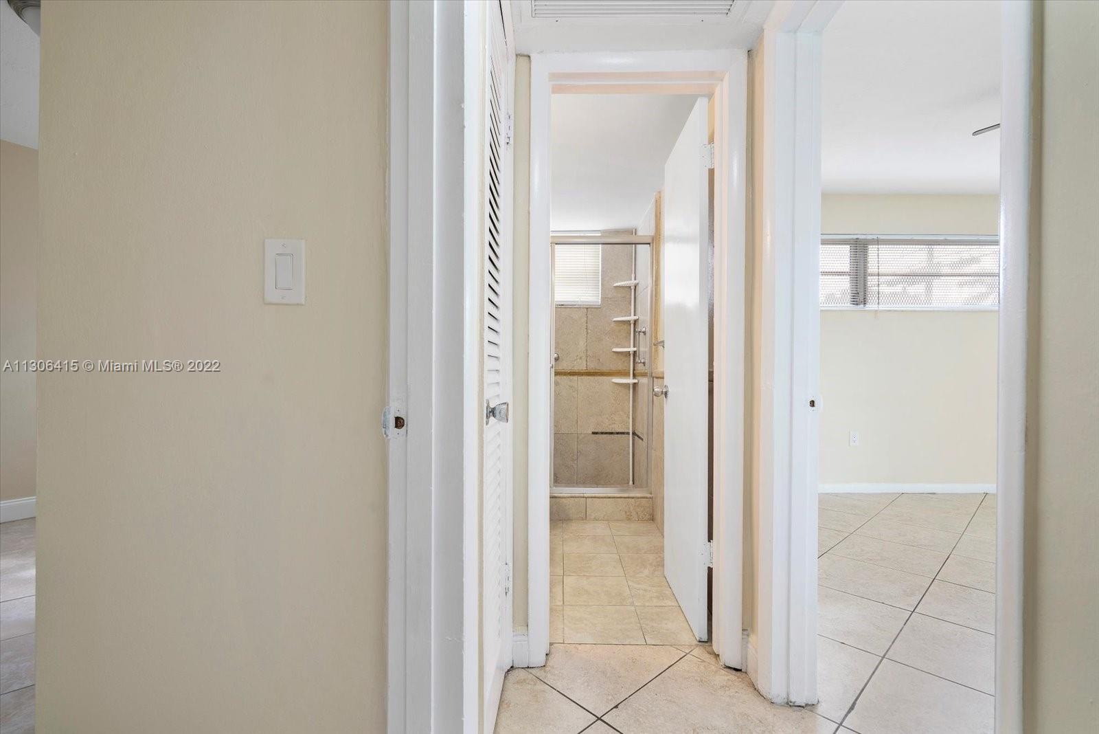 SKY LAKE GARDENS NO 2 CON - Residential Lease