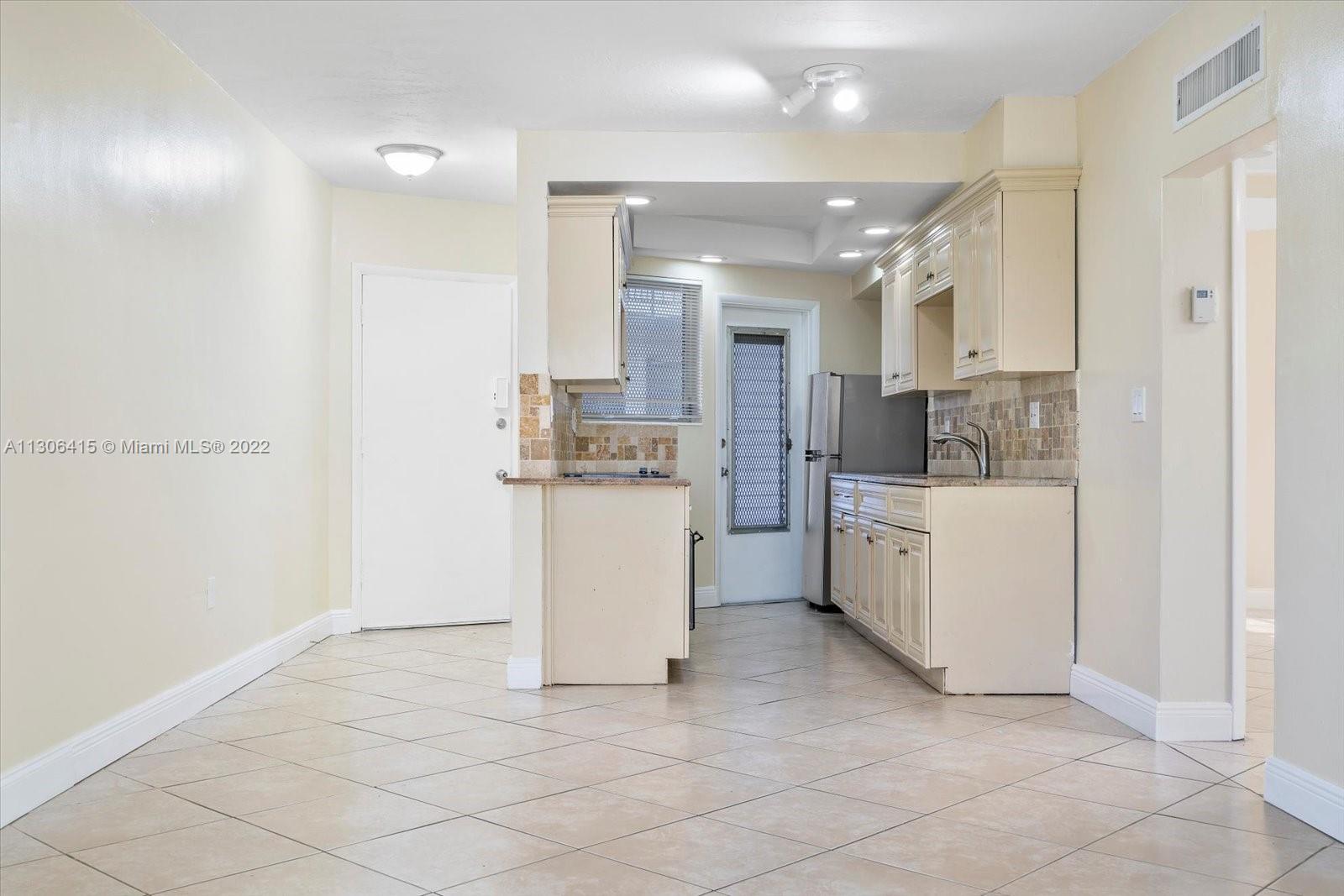 SKY LAKE GARDENS NO 2 CON - Residential Lease