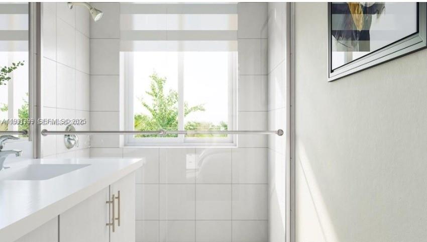 MIAMI LAND AND DEVELOPMEN - Residential Lease