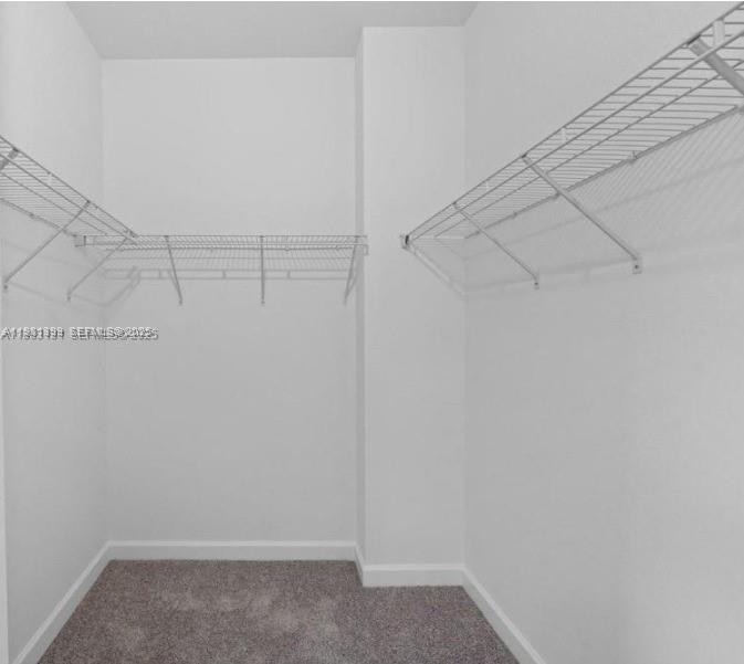 MIAMI LAND AND DEVELOPMEN - Residential Lease