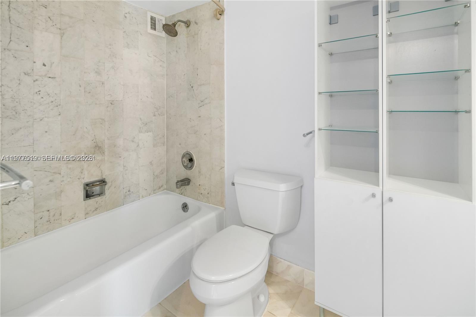 BAYSHORE PLACE CONDO - Residential Lease
