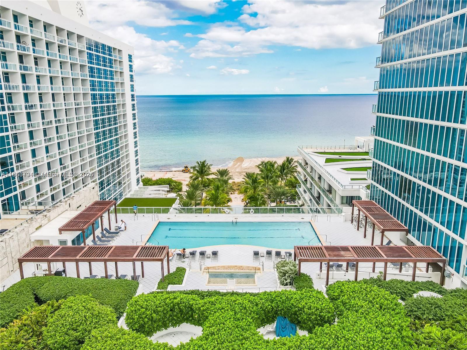 CENTRAL CARILLON BEACH CO - Residential