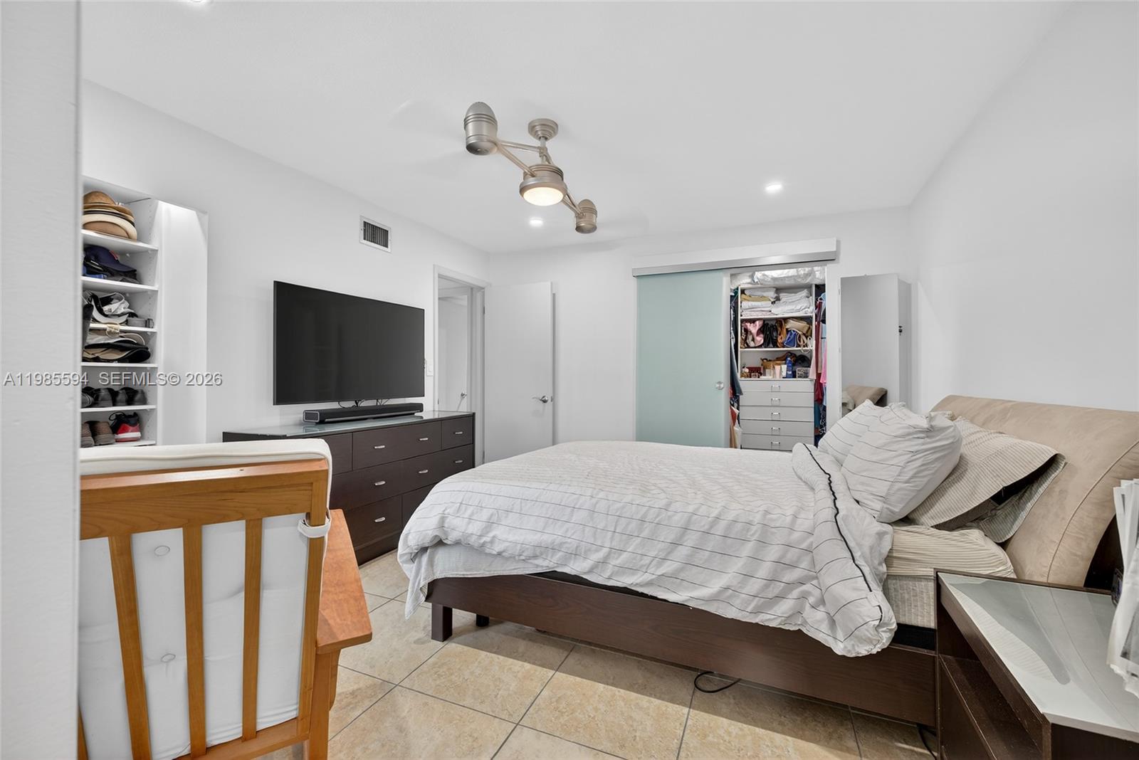 GATELAND VILLAGE SEC E CO - Residential