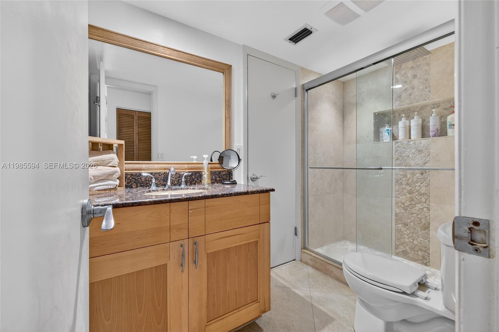 GATELAND VILLAGE SEC E CO - Residential