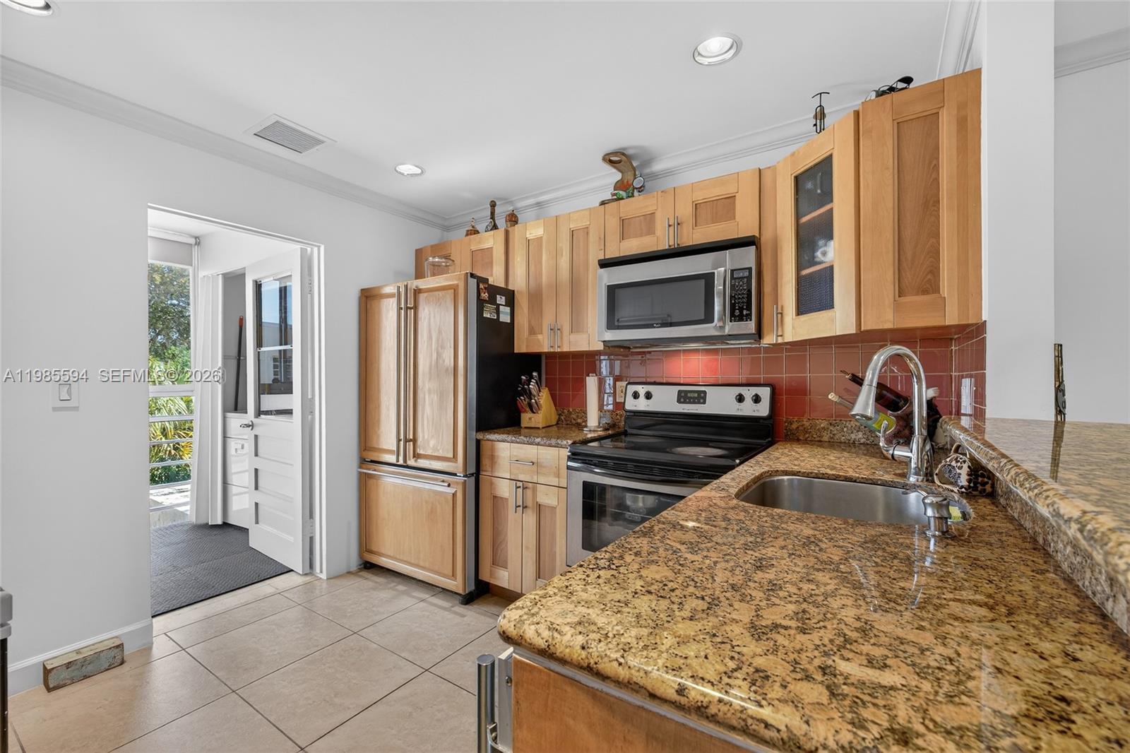 GATELAND VILLAGE SEC E CO - Residential