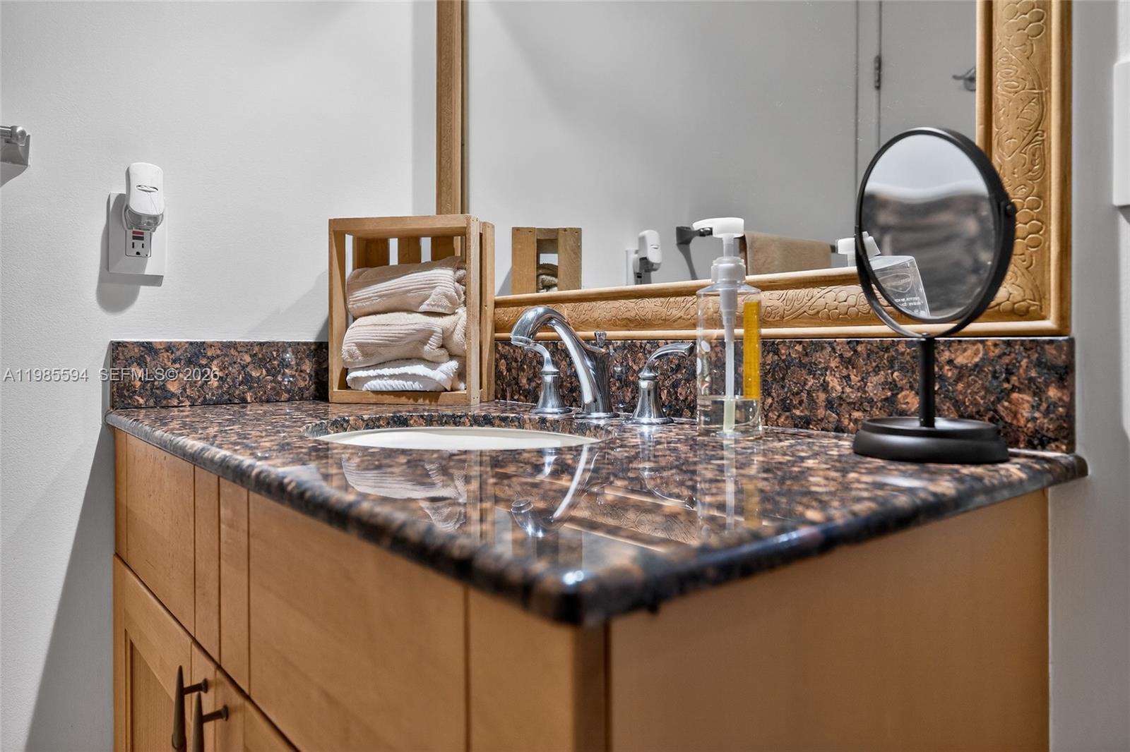 GATELAND VILLAGE SEC E CO - Residential