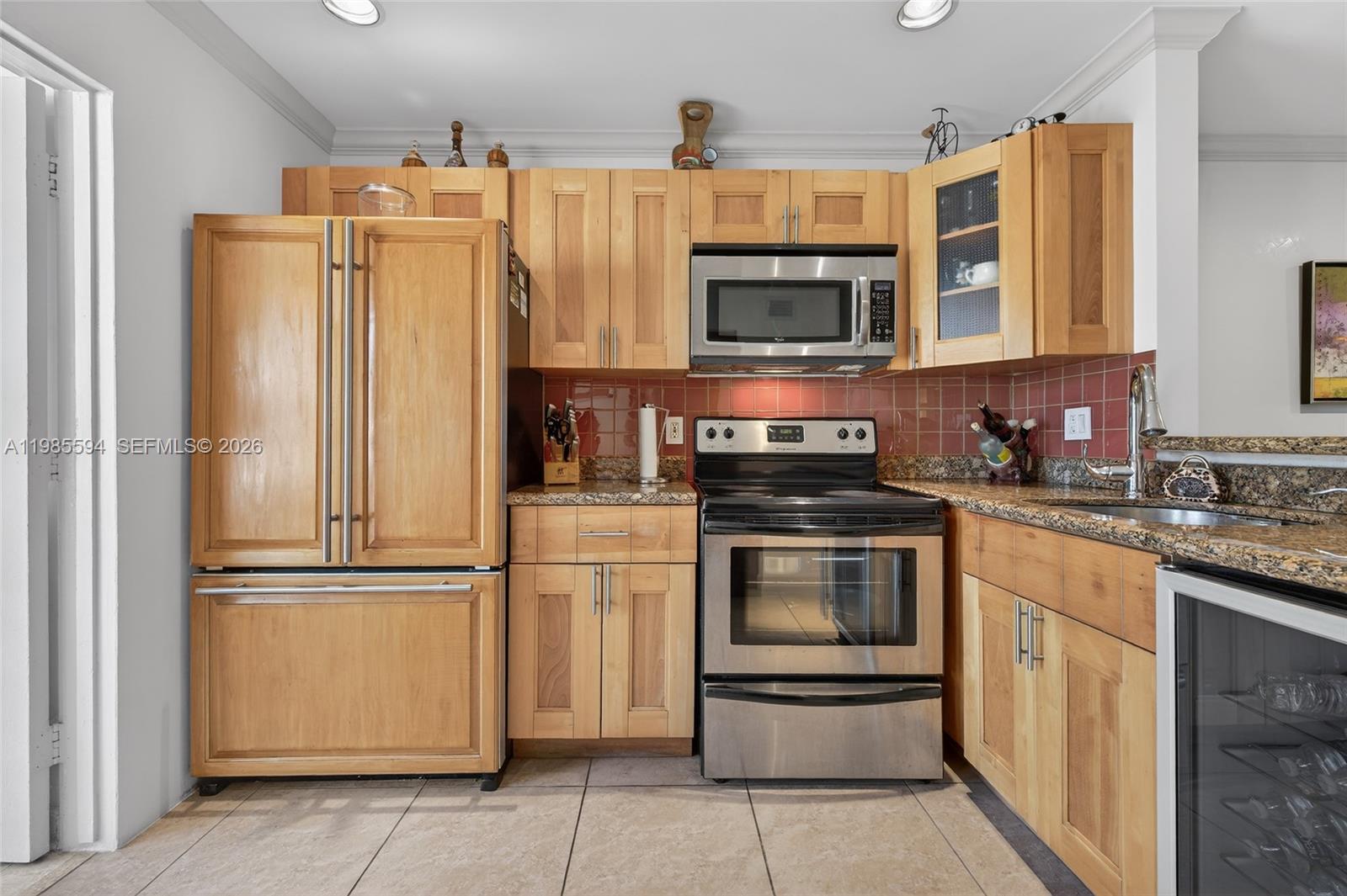 GATELAND VILLAGE SEC E CO - Residential