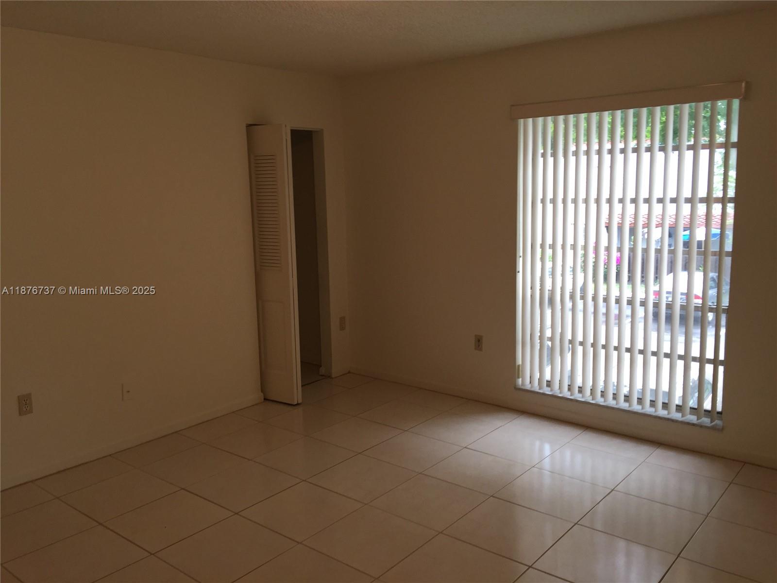 SPANISH TRACE CONDO - Residential