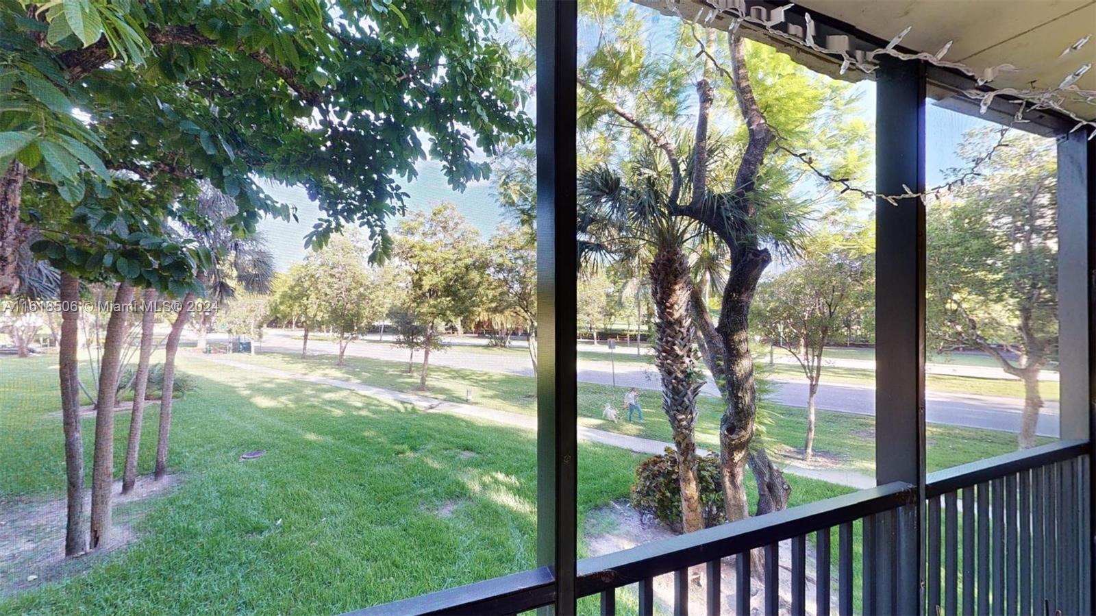 BRAVURA I CONDO - Residential