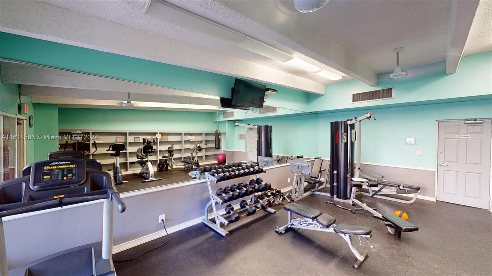 BRAVURA I CONDO - Residential