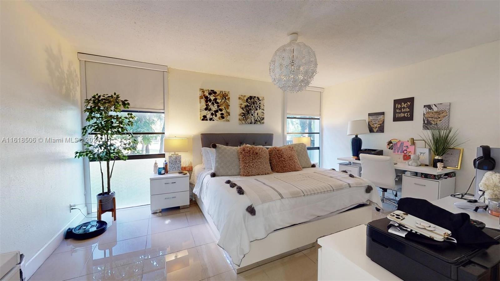 BRAVURA I CONDO - Residential