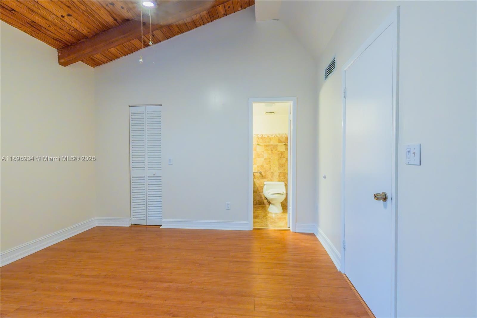 KENDALL GLENN CONDO - Residential