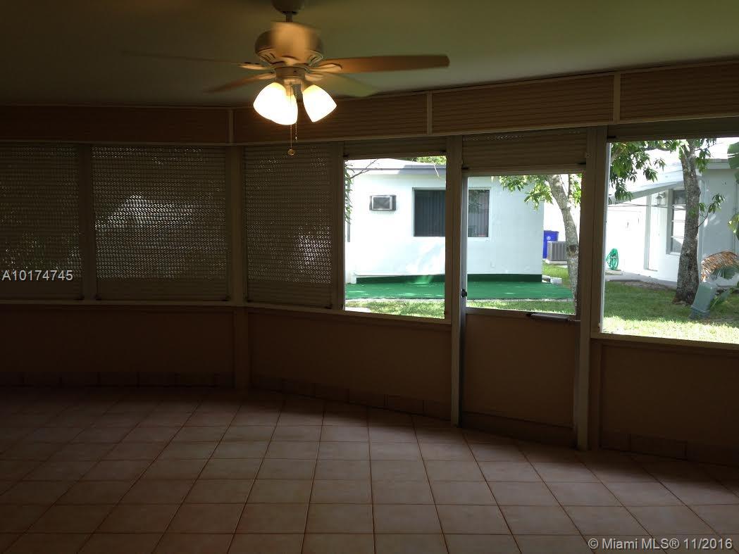 Paradise Gardens Sec 4 76 - Residential